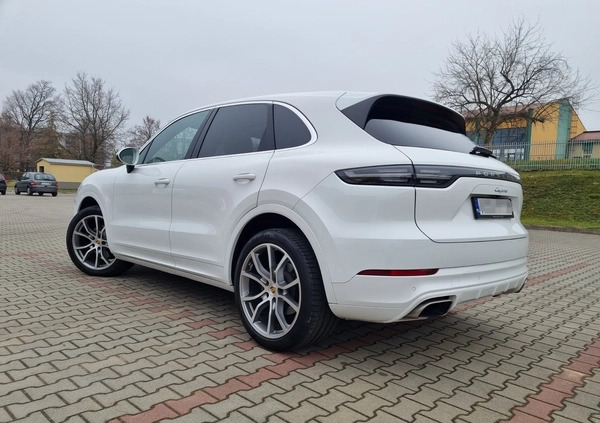 Porsche Cayenne cena 319900 przebieg: 51300, rok produkcji 2020 z Janów Lubelski małe 379